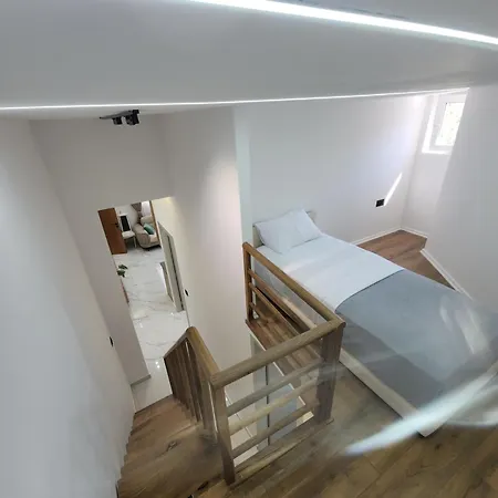 Saranda Apartments